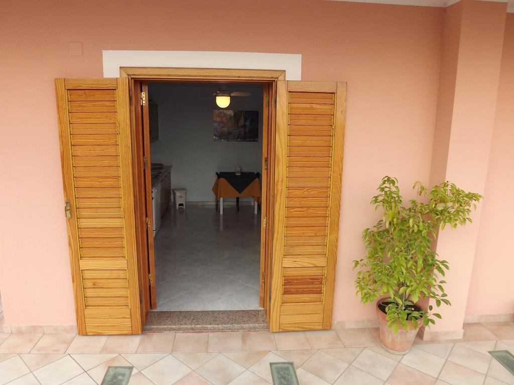 Villa Jovanna Letojanni Exterior foto