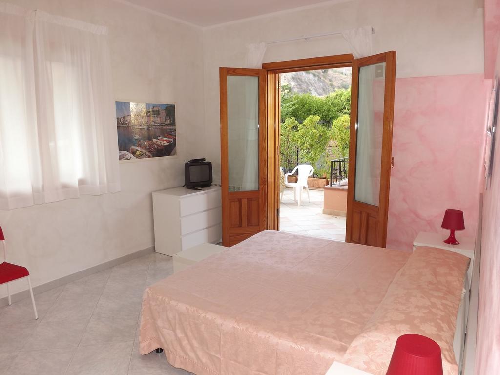 Villa Jovanna Letojanni Zimmer foto