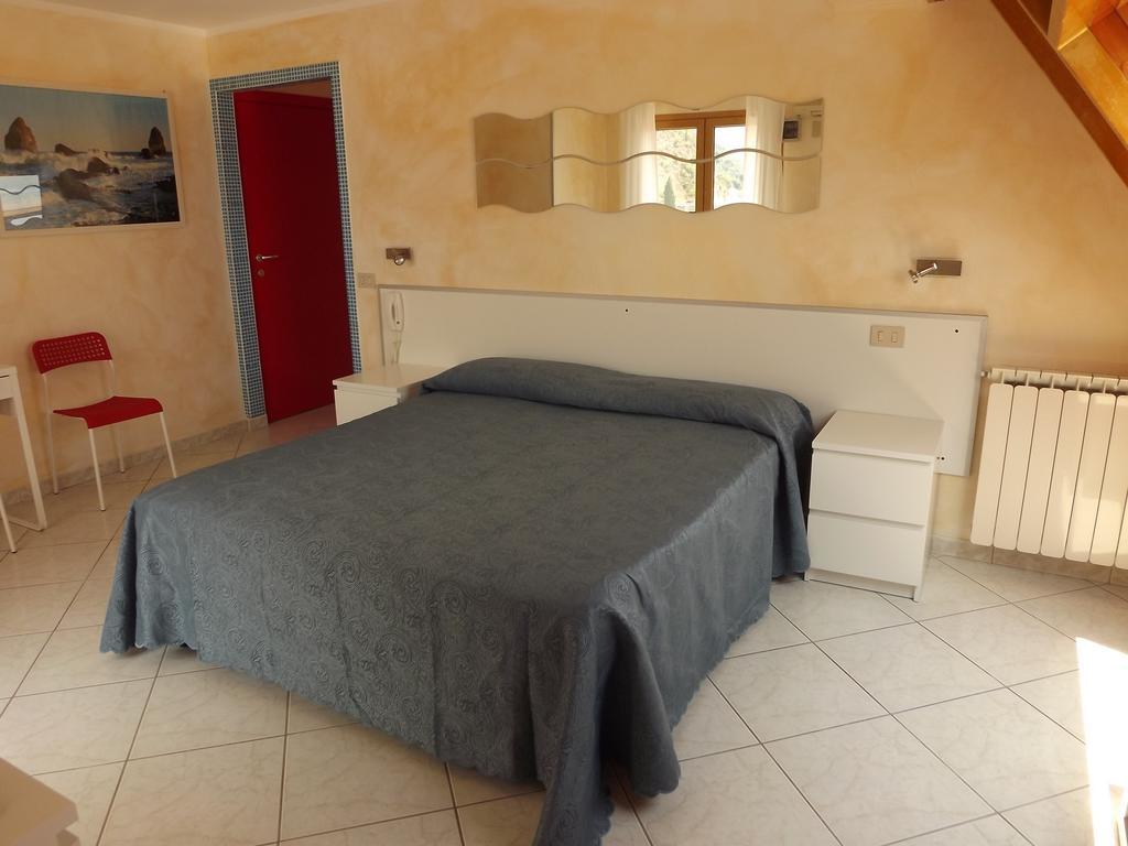 Villa Jovanna Letojanni Zimmer foto